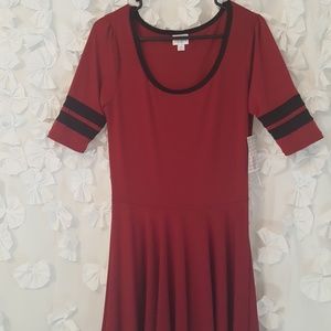 Lularoe Nicole Dress (NWT) Medium